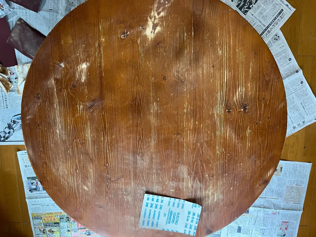 ちゃぶ台やすりをかけた